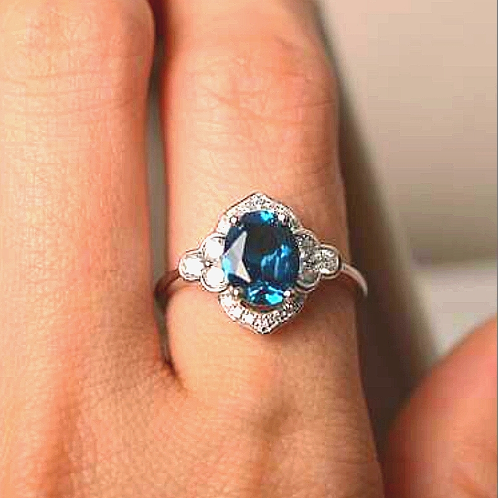 NEW S925 STERLING SILVER RING